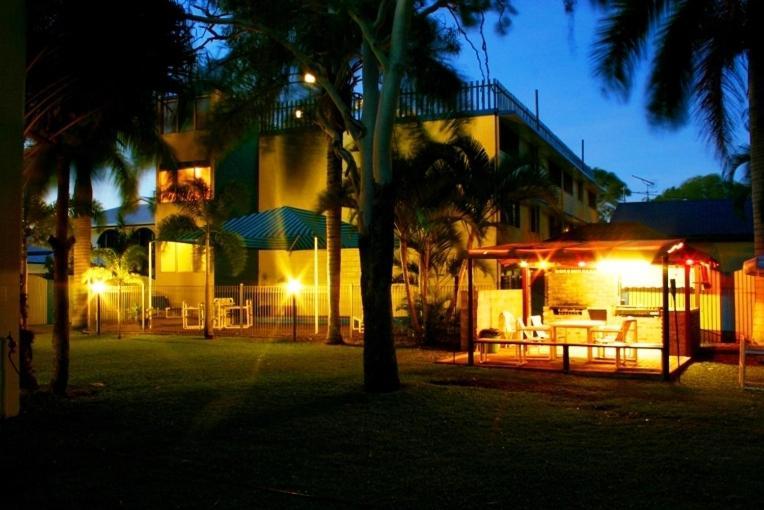 Aparthotel Sky View Units Bowen Exterior foto